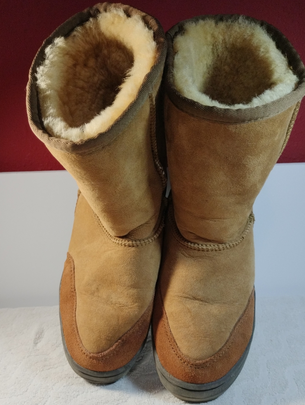 Classic UGG Australia Short Suede Shearling Boots - Chestnut Brown